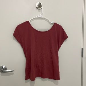 Lululemon open back tee, size 6, color mauve